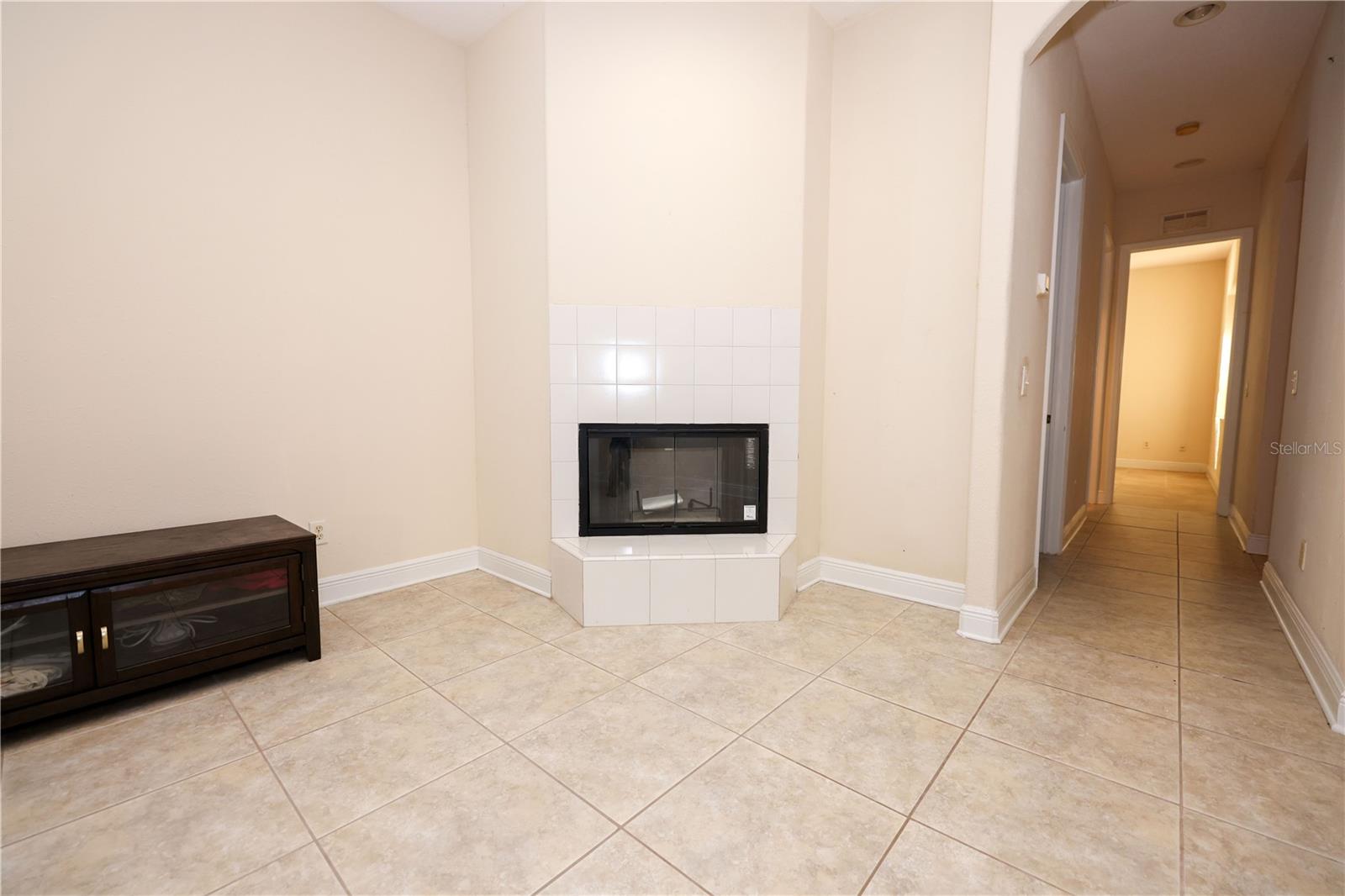 4116 WOODACRE LN, TAMPA, FL, 33624