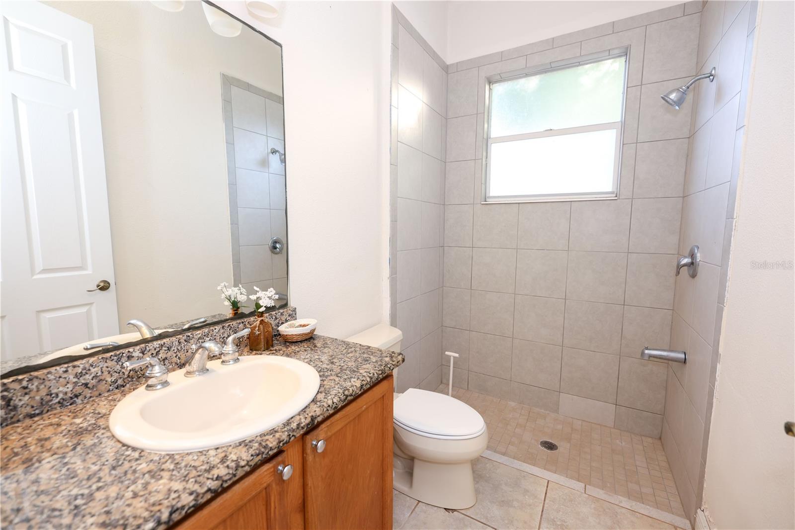 4116 WOODACRE LN, TAMPA, FL, 33624
