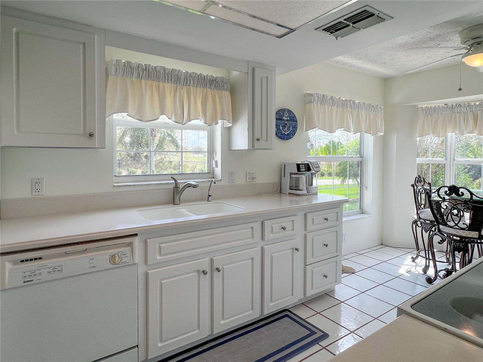 2 GRANDVIEW BLVD, LAKE PLACID, FL, 33852