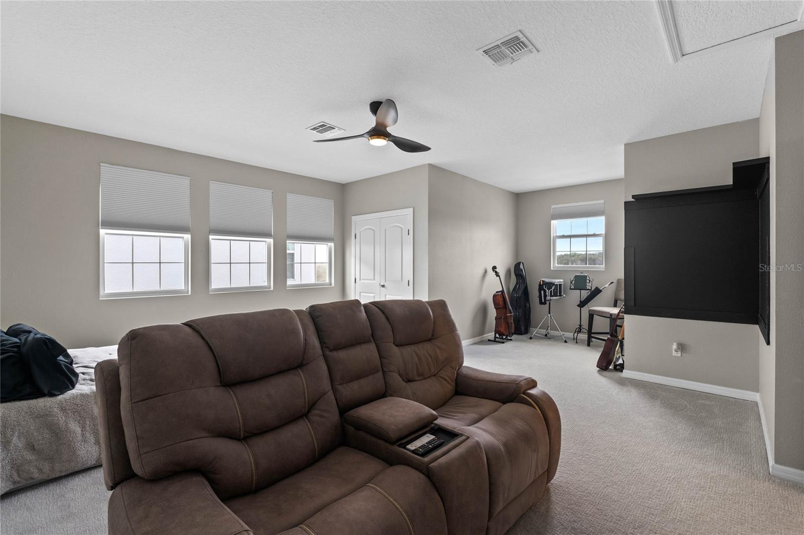 481 BLUE CYPRESS DR, GROVELAND, FL, 34736