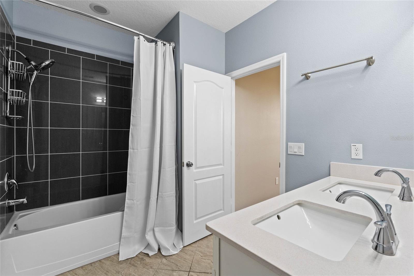 481 BLUE CYPRESS DR, GROVELAND, FL, 34736