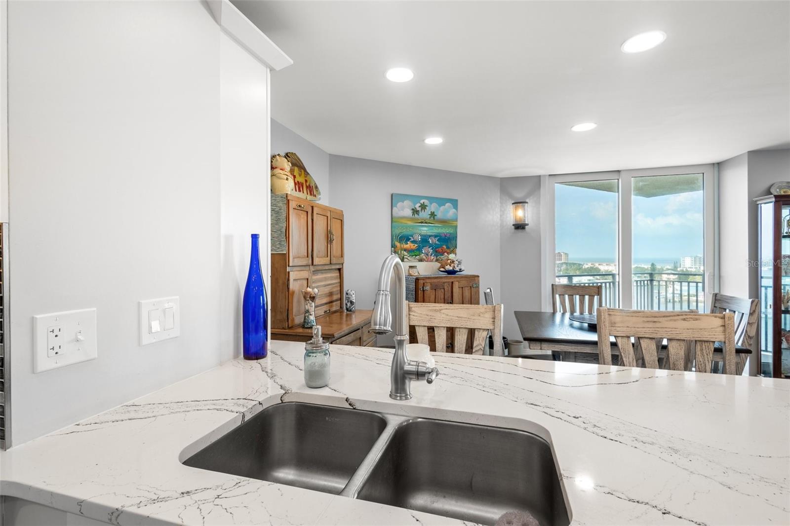 690 ISLAND WAY #1003, CLEARWATER BEACH, FL, 33767