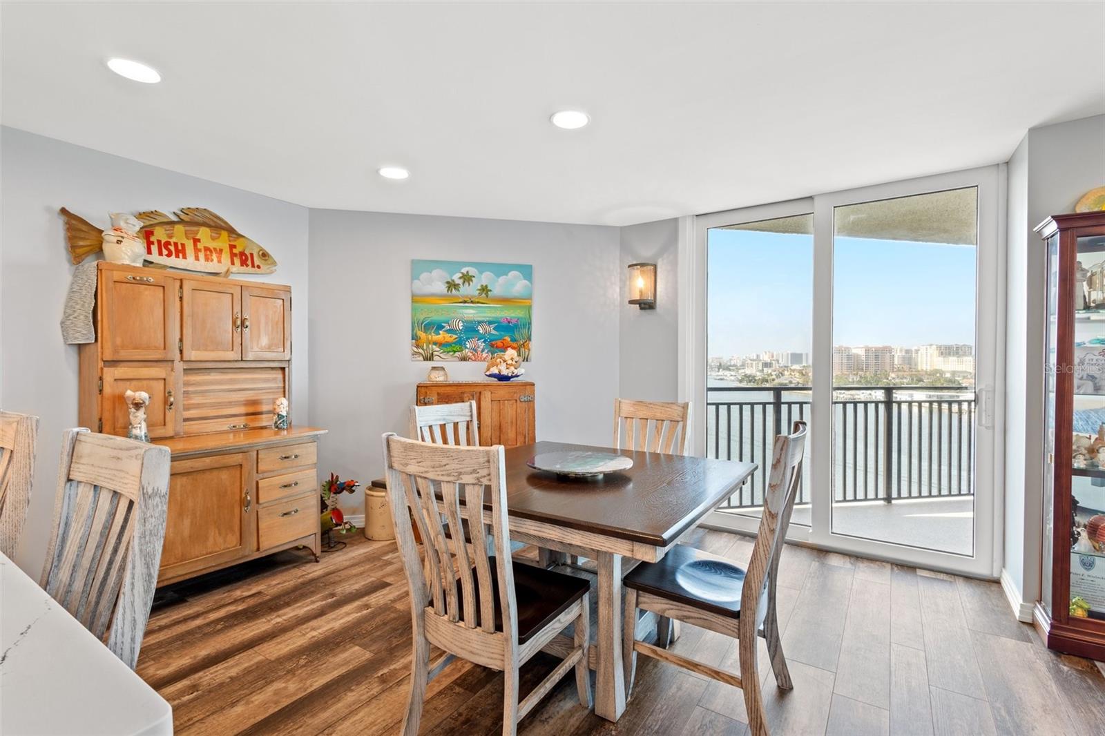 690 ISLAND WAY #1003, CLEARWATER BEACH, FL, 33767