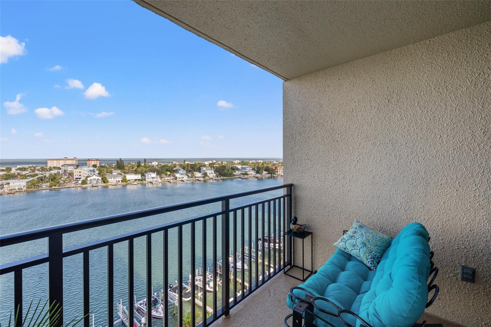 690 ISLAND WAY #1003, CLEARWATER BEACH, FL, 33767