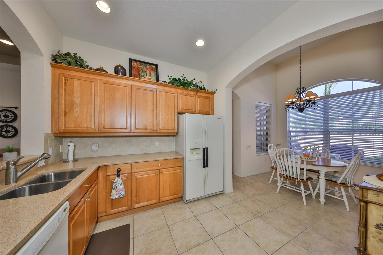 2282 SIFIELD GREENS WAY #54, SUN CITY CENTER, FL, 33573