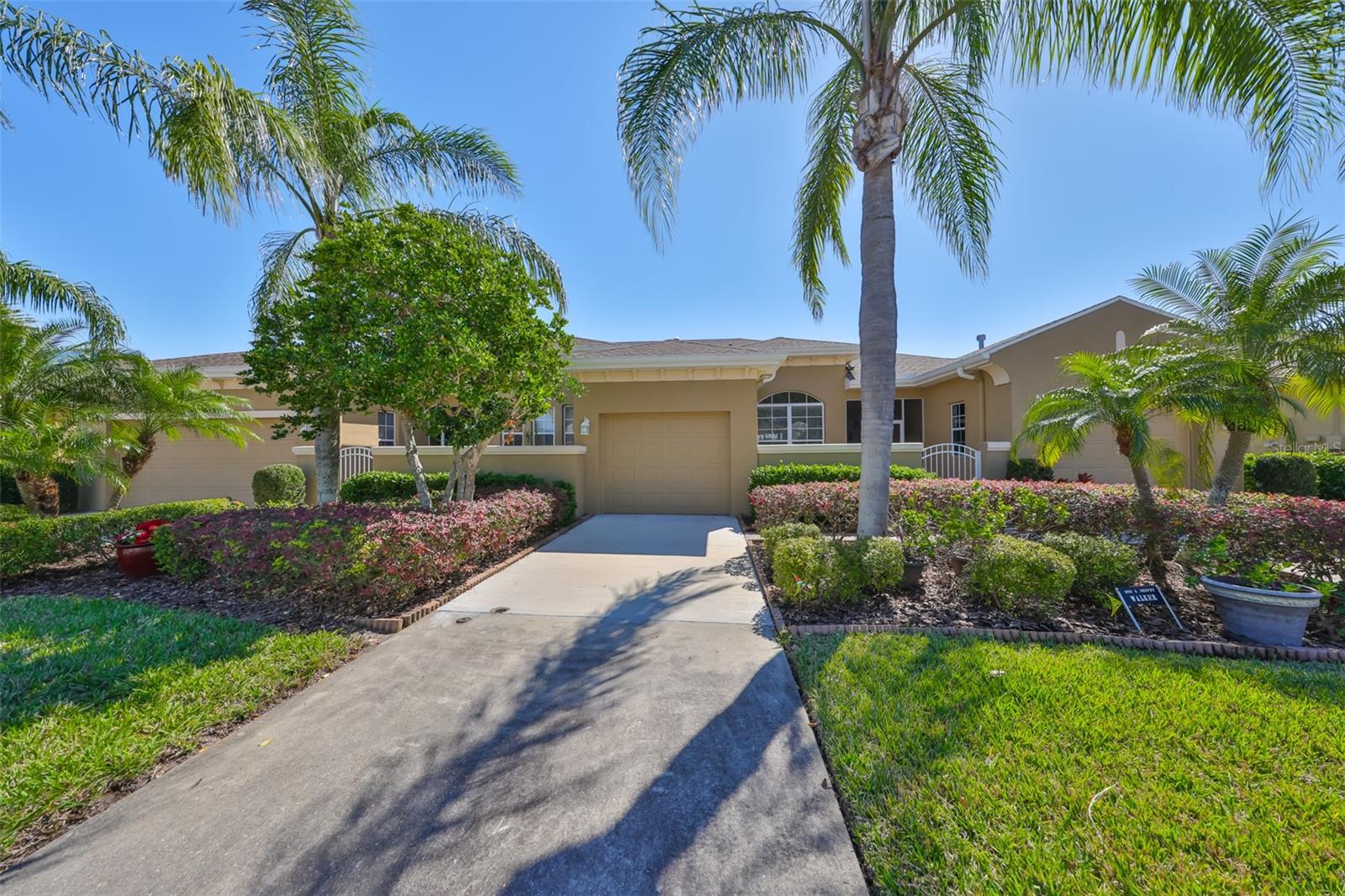 2282 SIFIELD GREENS WAY #54, SUN CITY CENTER, FL, 33573