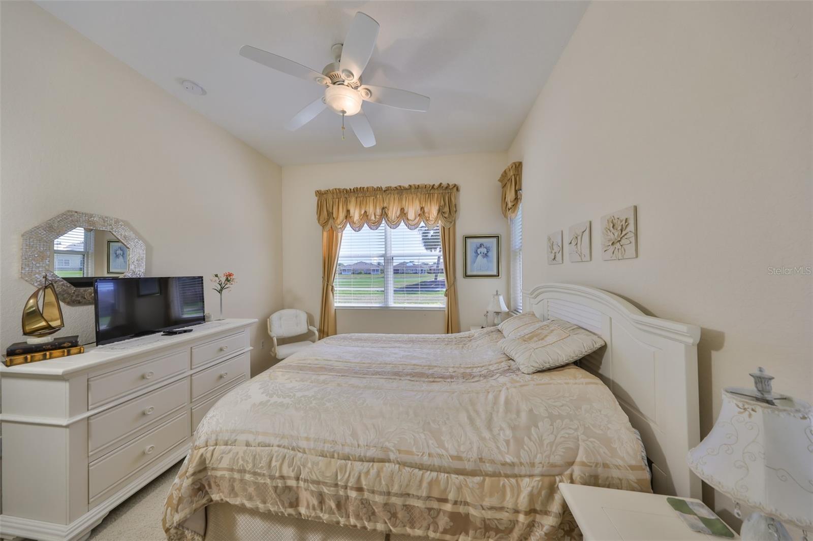 2282 SIFIELD GREENS WAY #54, SUN CITY CENTER, FL, 33573
