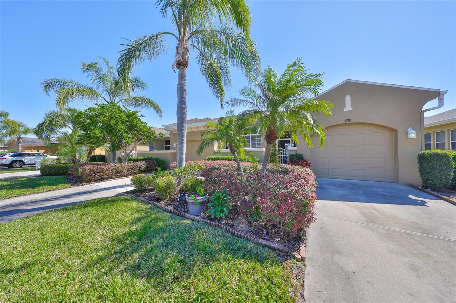 2282 SIFIELD GREENS WAY #54, SUN CITY CENTER, FL, 33573