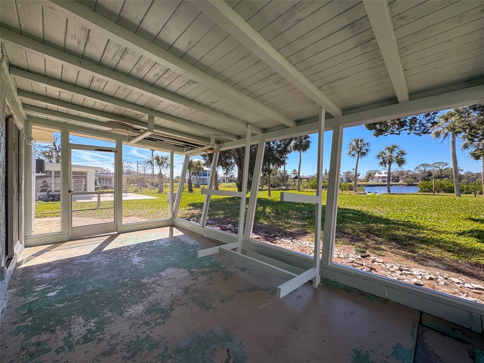 6713 MANOR BEACH RD, NEW PORT RICHEY, FL, 34652