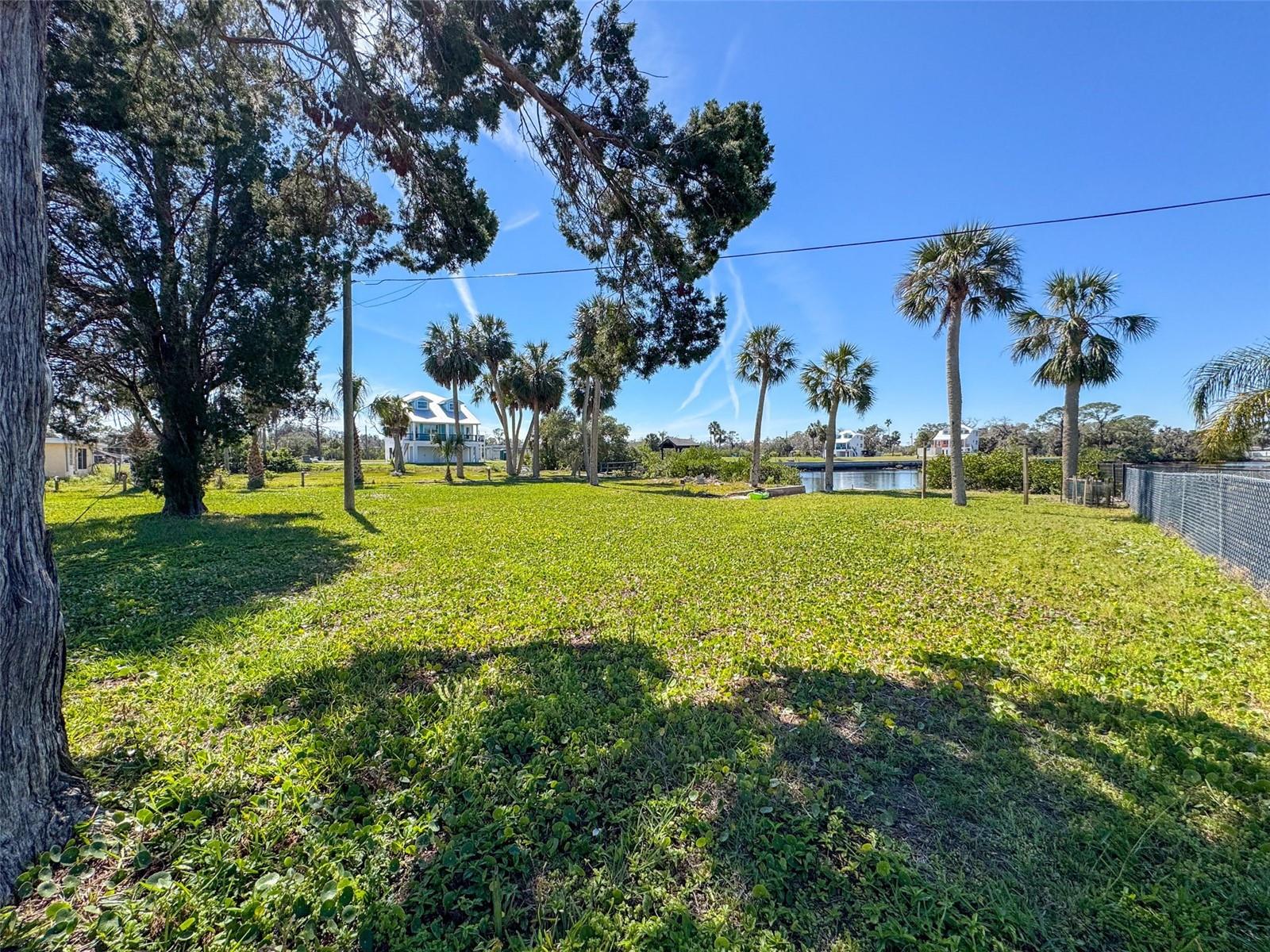 6713 MANOR BEACH RD, NEW PORT RICHEY, FL, 34652