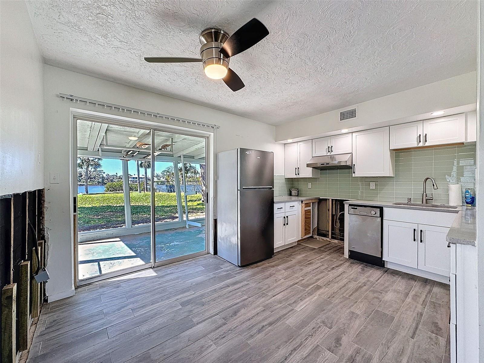 6713 MANOR BEACH RD, NEW PORT RICHEY, FL, 34652