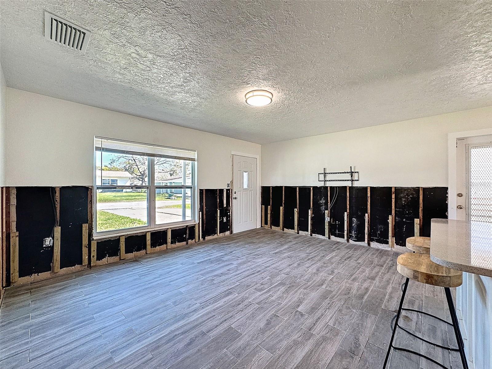 6713 MANOR BEACH RD, NEW PORT RICHEY, FL, 34652