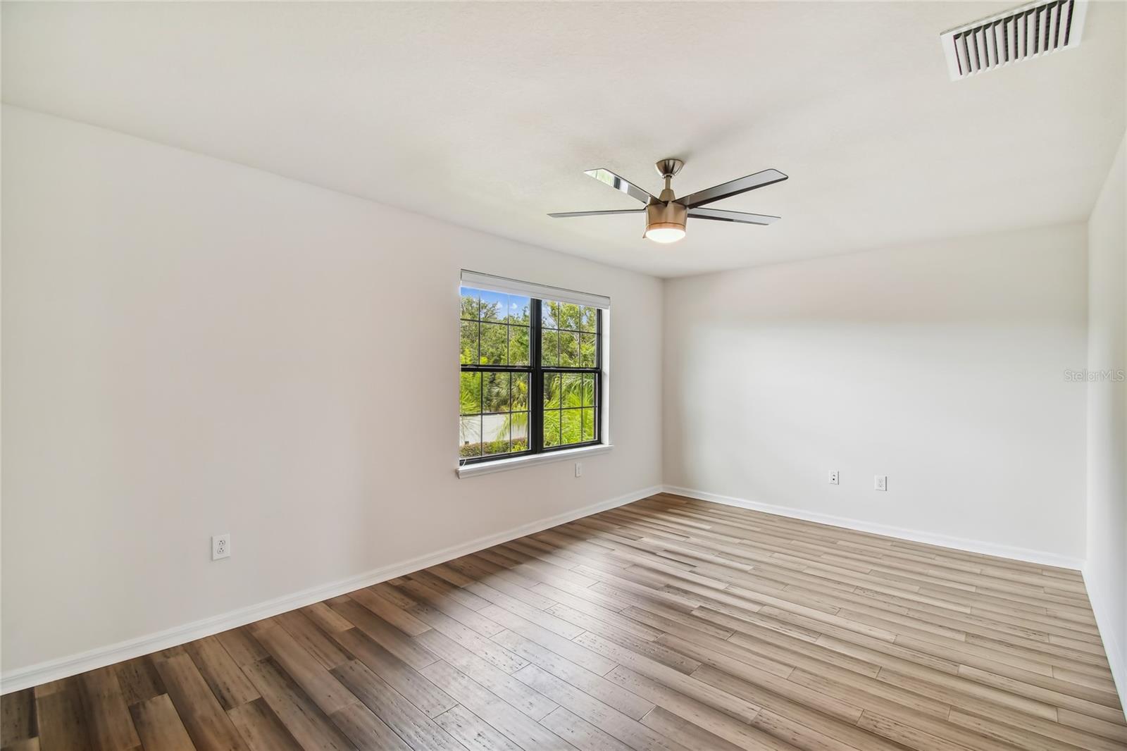 11027 TAHITI ISLE LN, TAMPA, FL, 33647