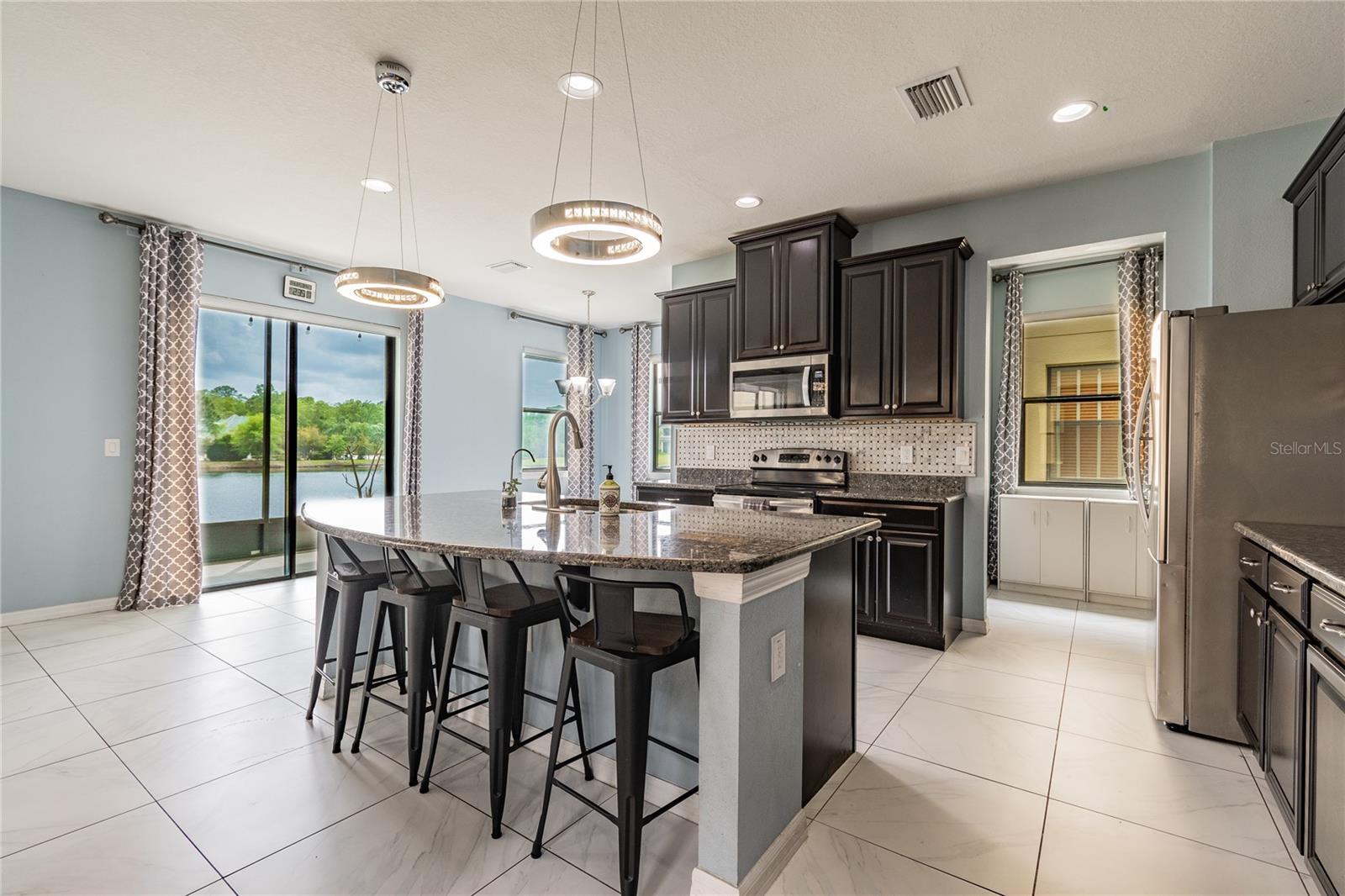 11027 TAHITI ISLE LN, TAMPA, FL, 33647