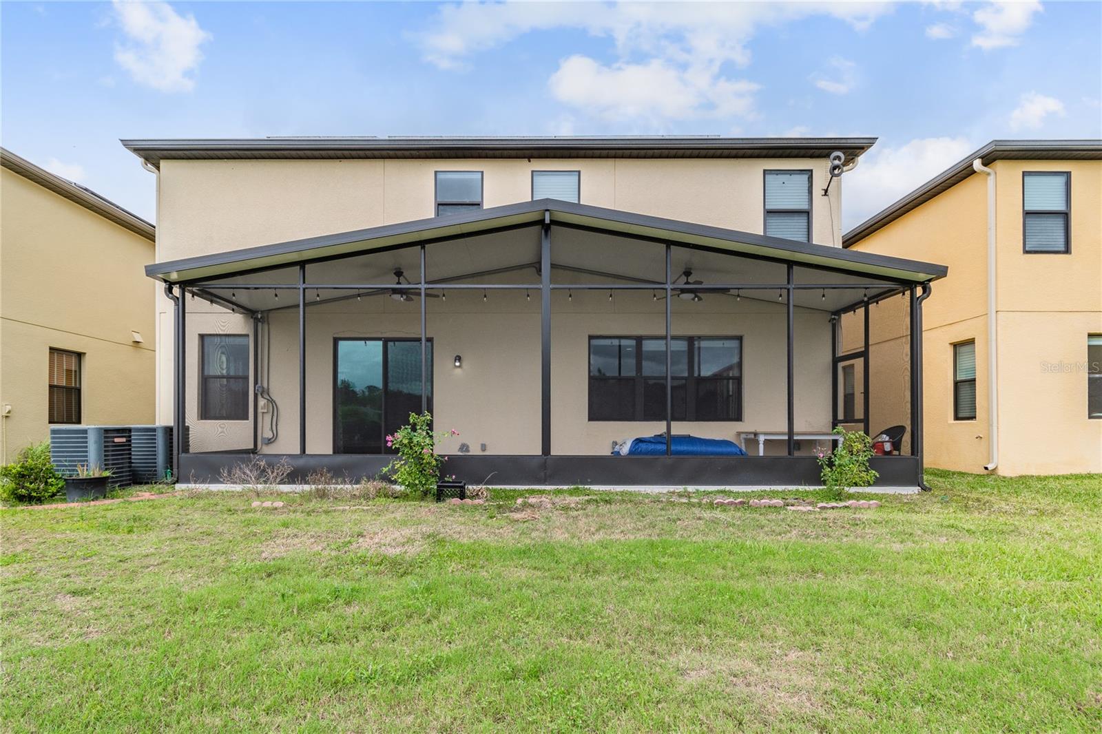 11027 TAHITI ISLE LN, TAMPA, FL, 33647