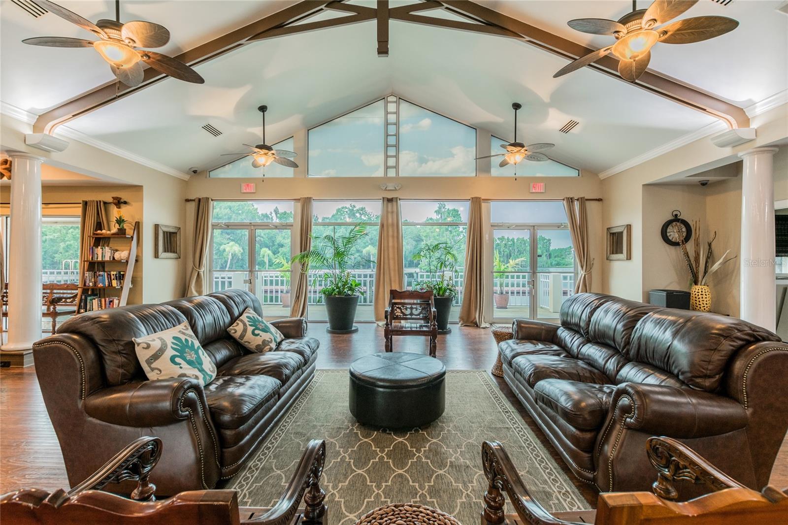 11027 TAHITI ISLE LN, TAMPA, FL, 33647