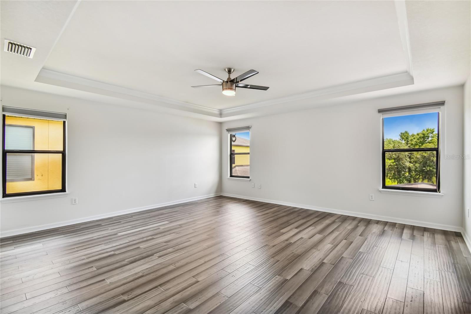 11027 TAHITI ISLE LN, TAMPA, FL, 33647