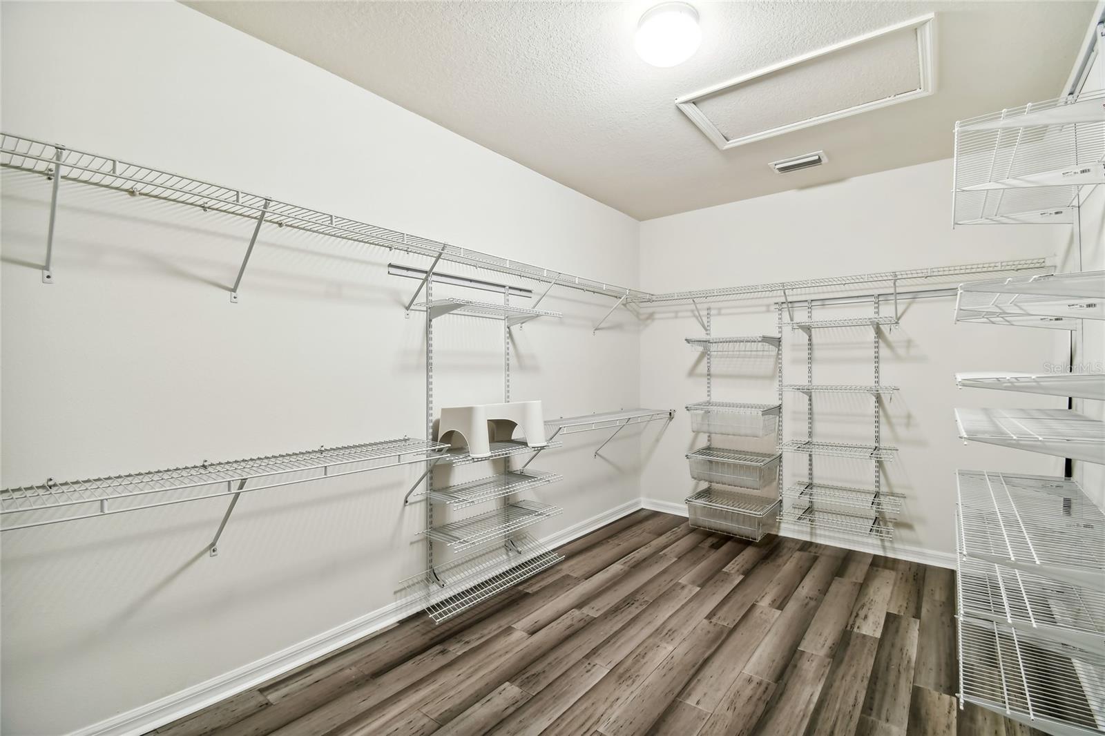 11027 TAHITI ISLE LN, TAMPA, FL, 33647