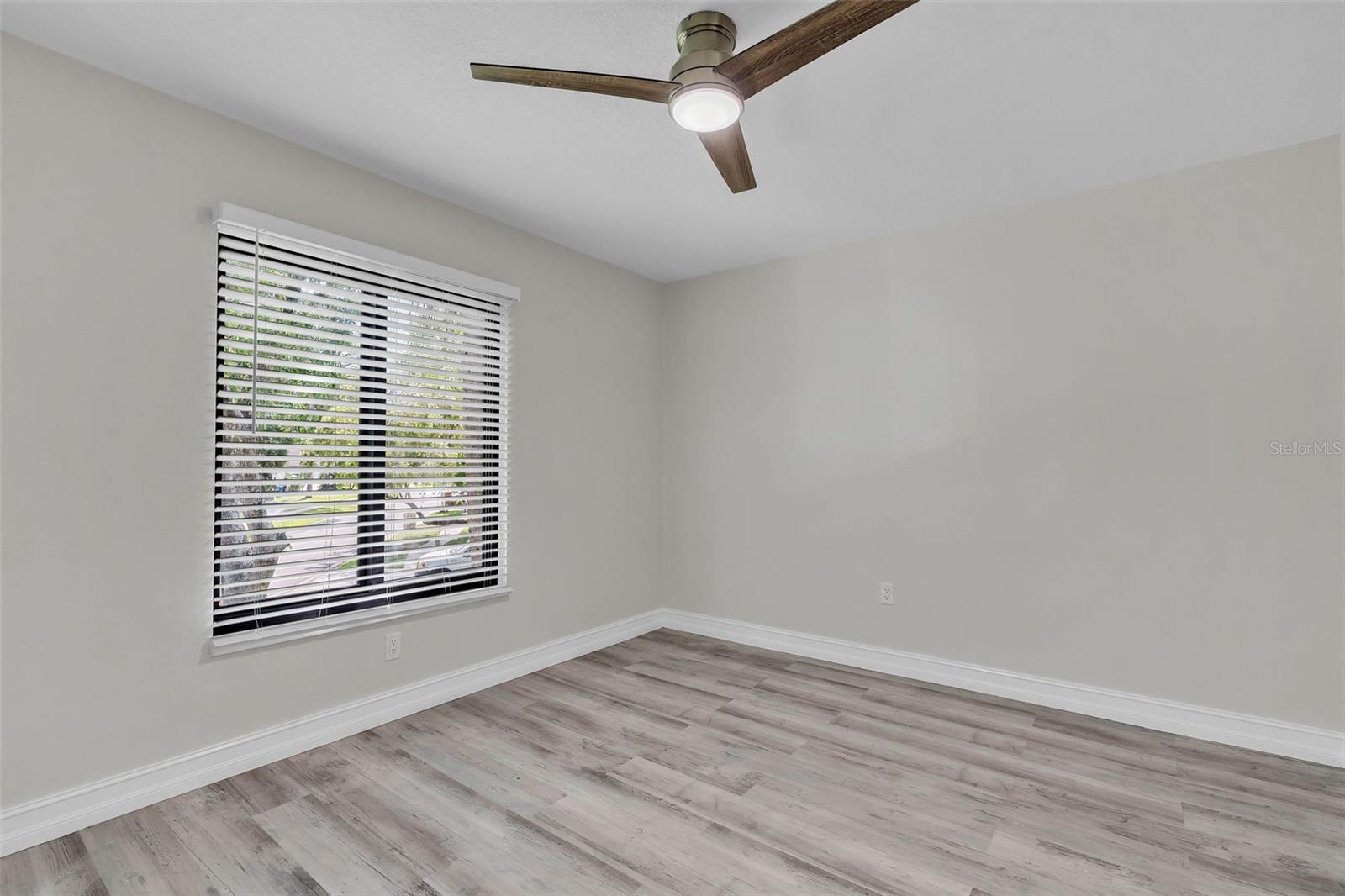 4520 PINE HOLLOW DR, TAMPA, FL, 33624