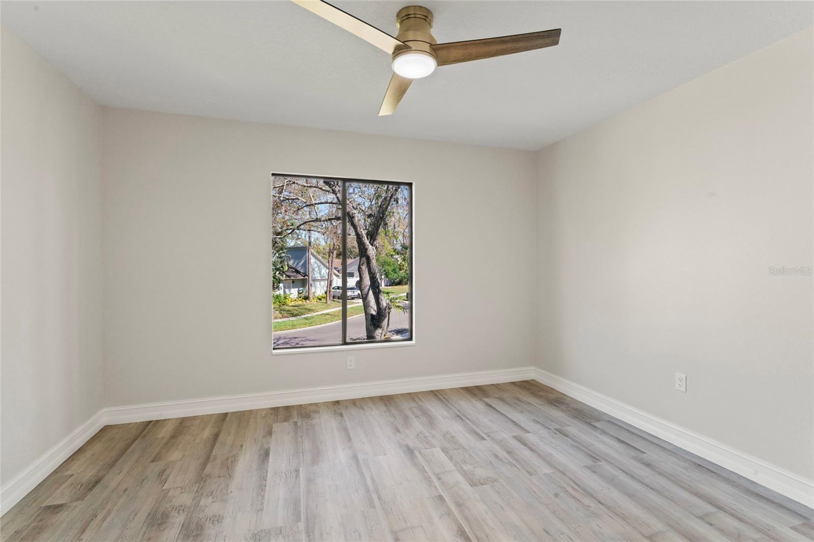 4520 PINE HOLLOW DR, TAMPA, FL, 33624