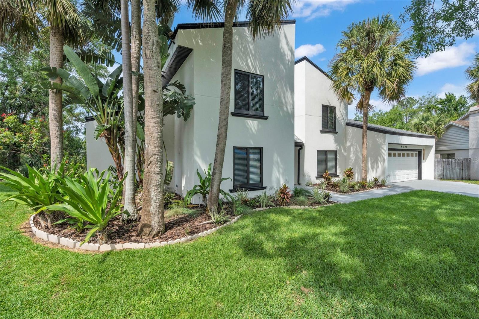 4520 PINE HOLLOW DR, TAMPA, FL, 33624