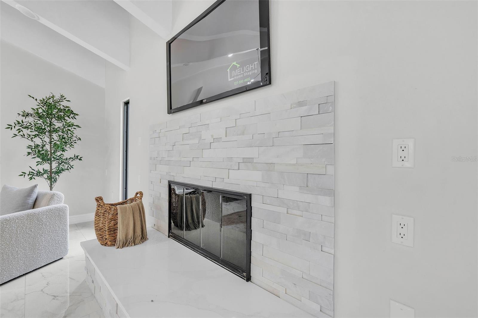 4520 PINE HOLLOW DR, TAMPA, FL, 33624