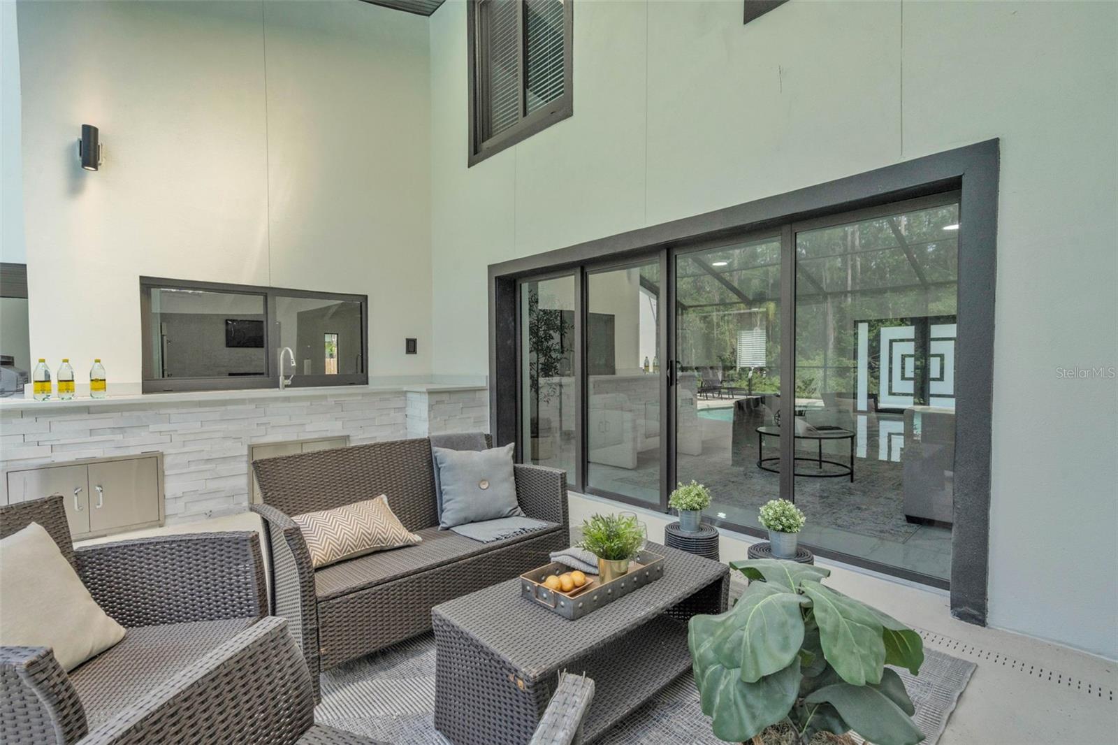 4520 PINE HOLLOW DR, TAMPA, FL, 33624