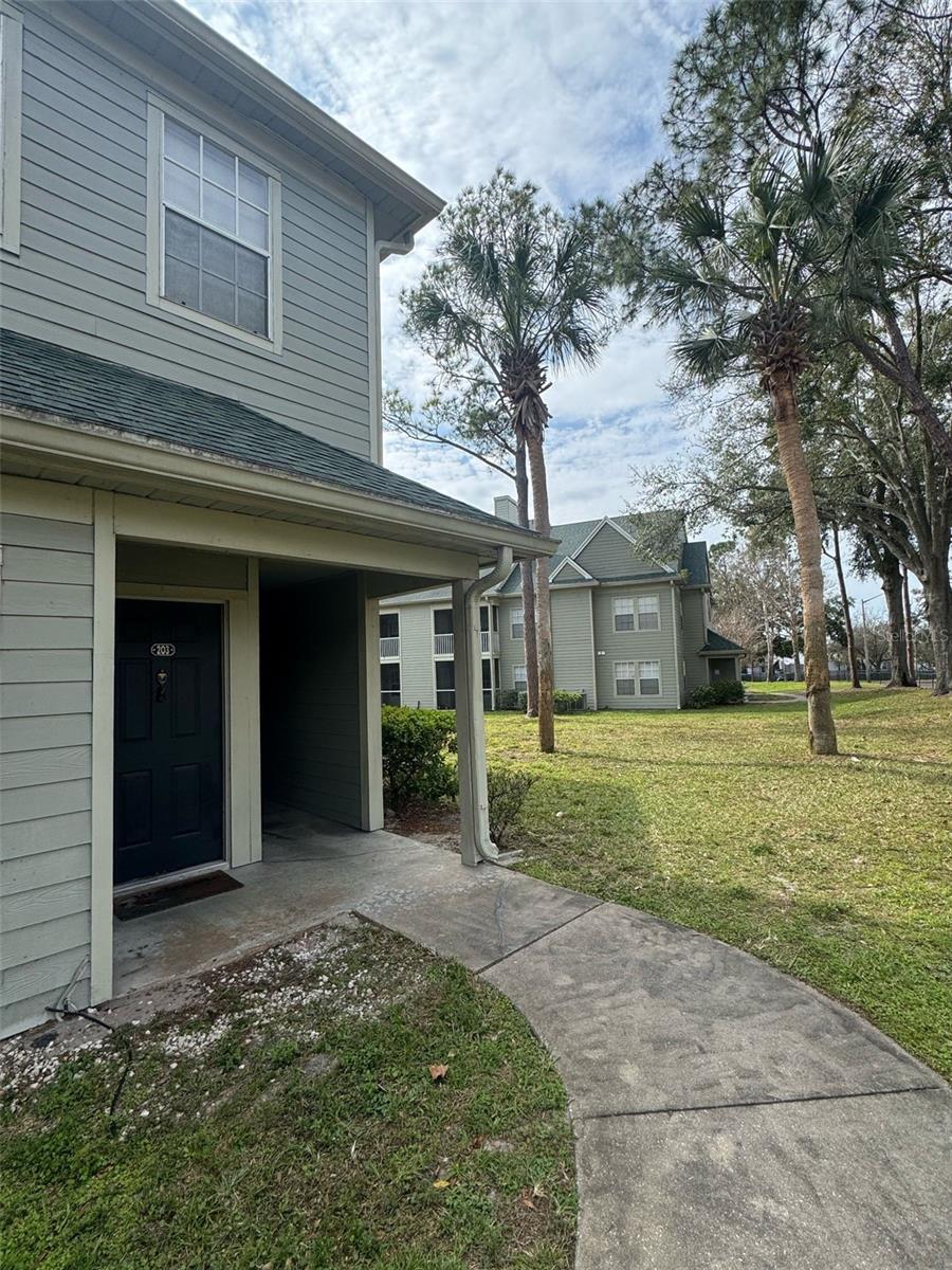 6100 WESTGATE DR #203, ORLANDO, FL, 32835