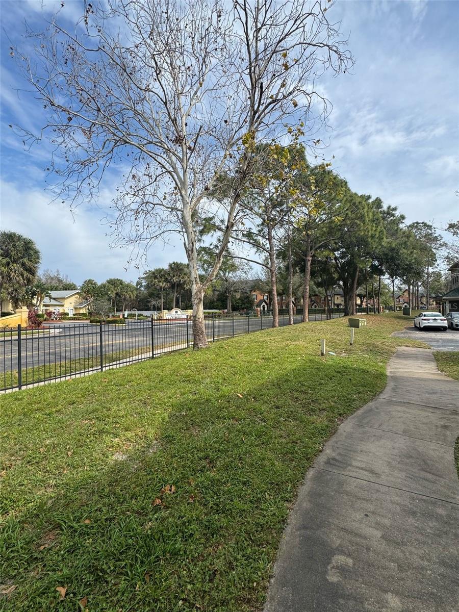 6100 WESTGATE DR #203, ORLANDO, FL, 32835