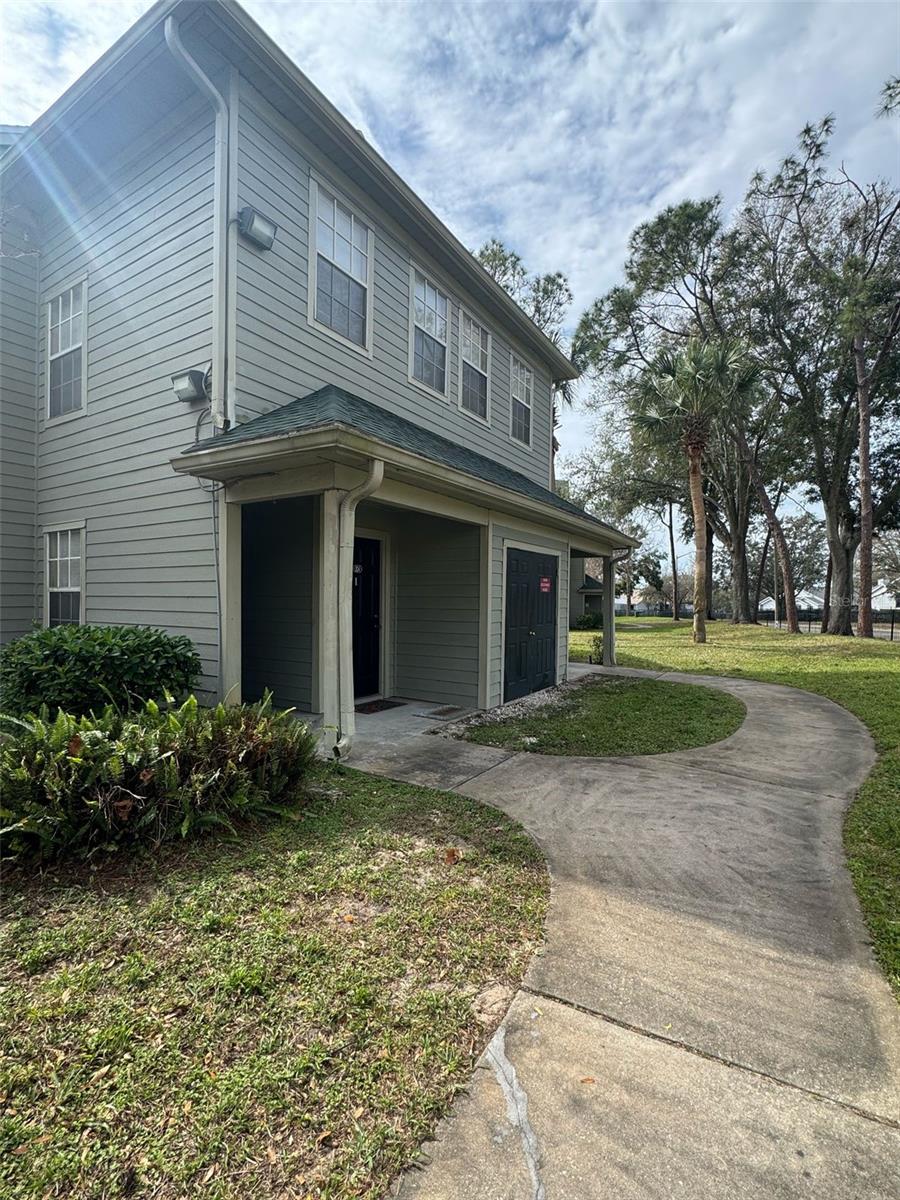 6100 WESTGATE DR #203, ORLANDO, FL, 32835