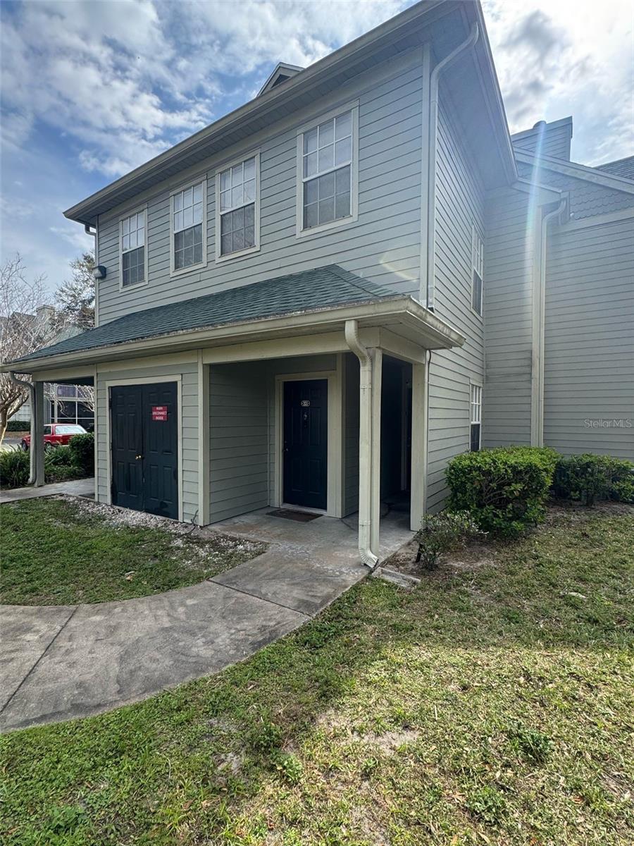 6100 WESTGATE DR #203, ORLANDO, FL, 32835