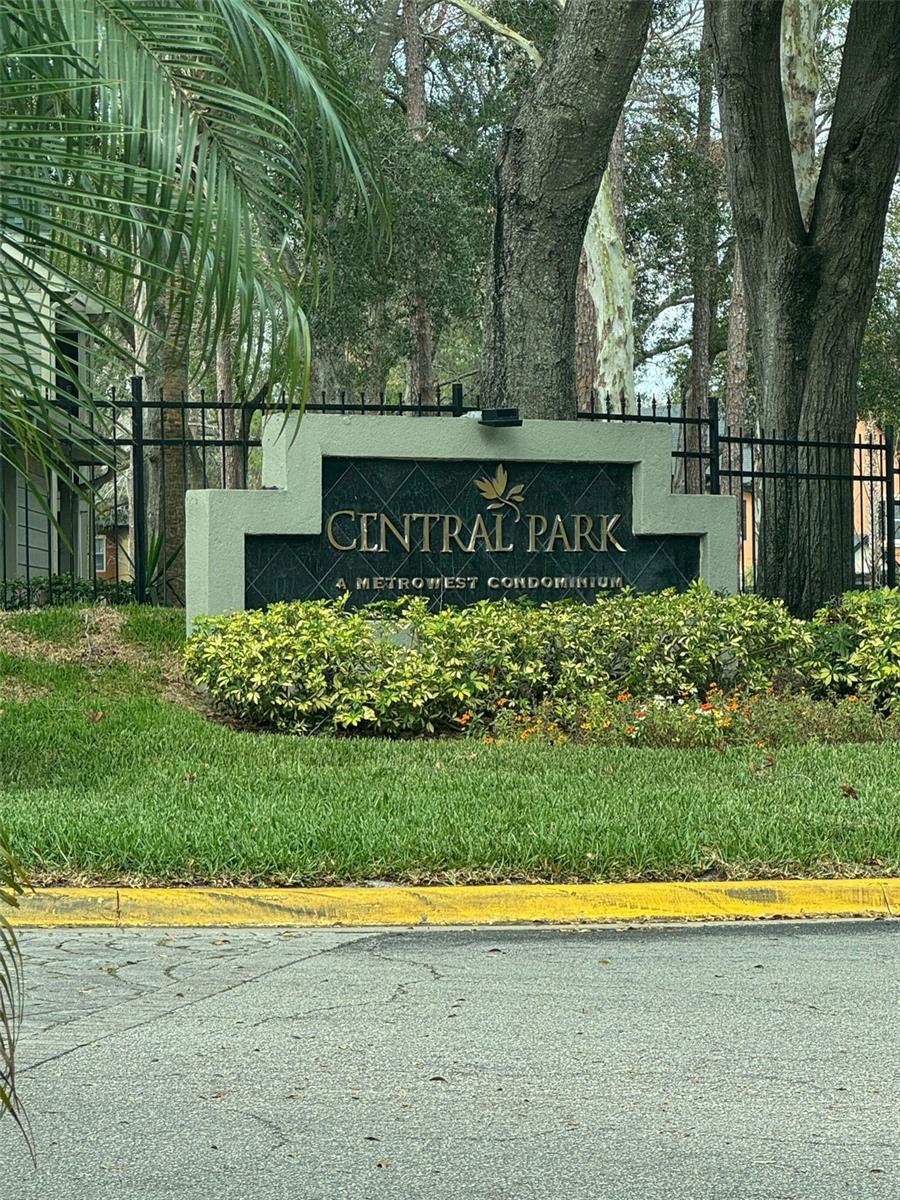 6100 WESTGATE DR #203, ORLANDO, FL, 32835