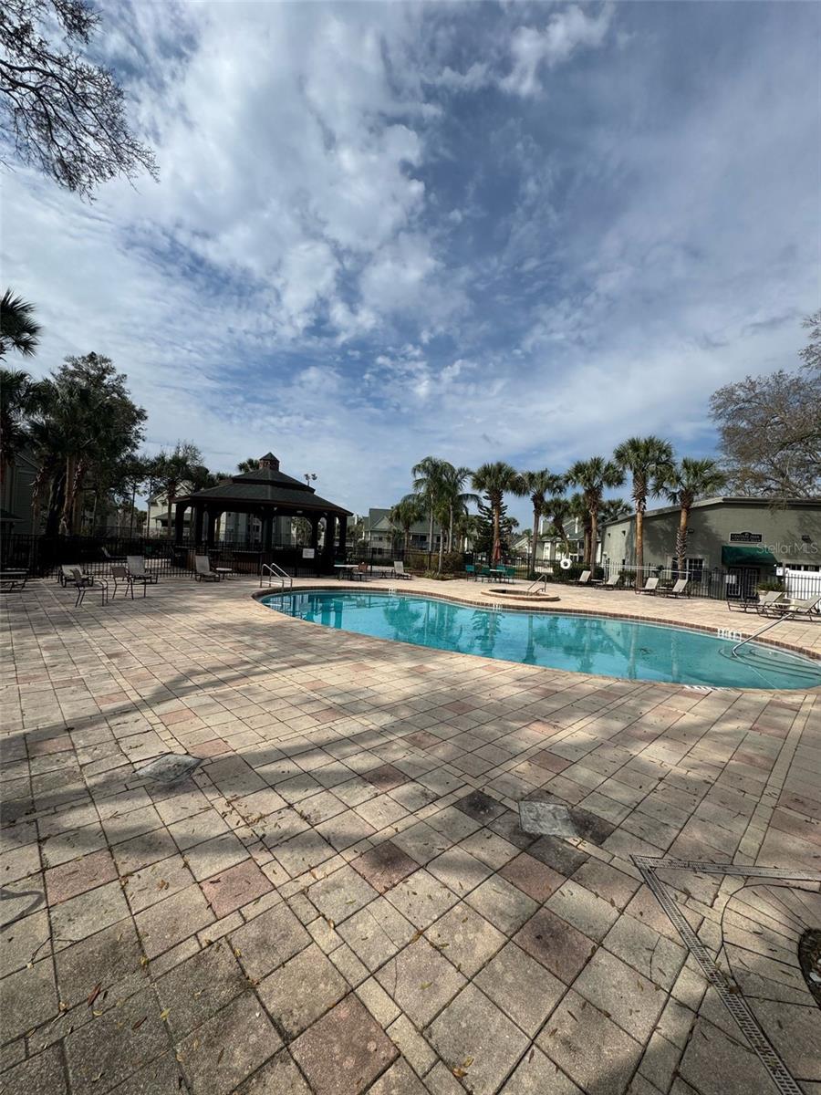 6100 WESTGATE DR #203, ORLANDO, FL, 32835