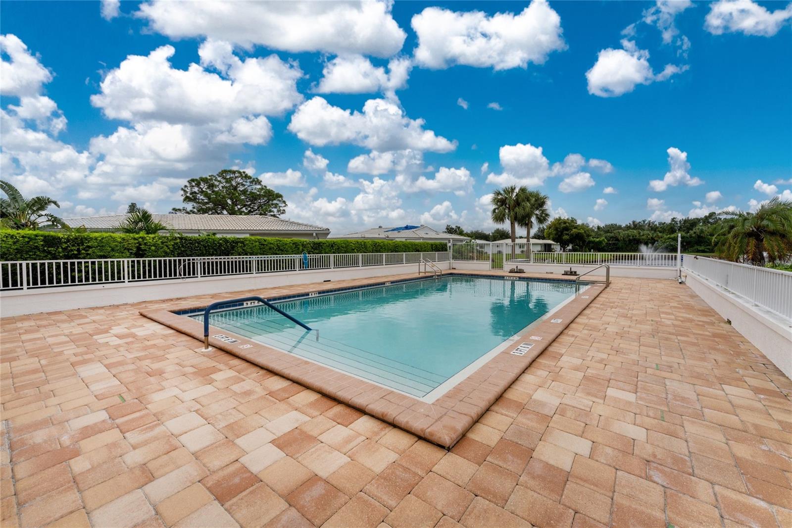 414 CIRCLEWOOD DR #H2, VENICE, FL, 34293
