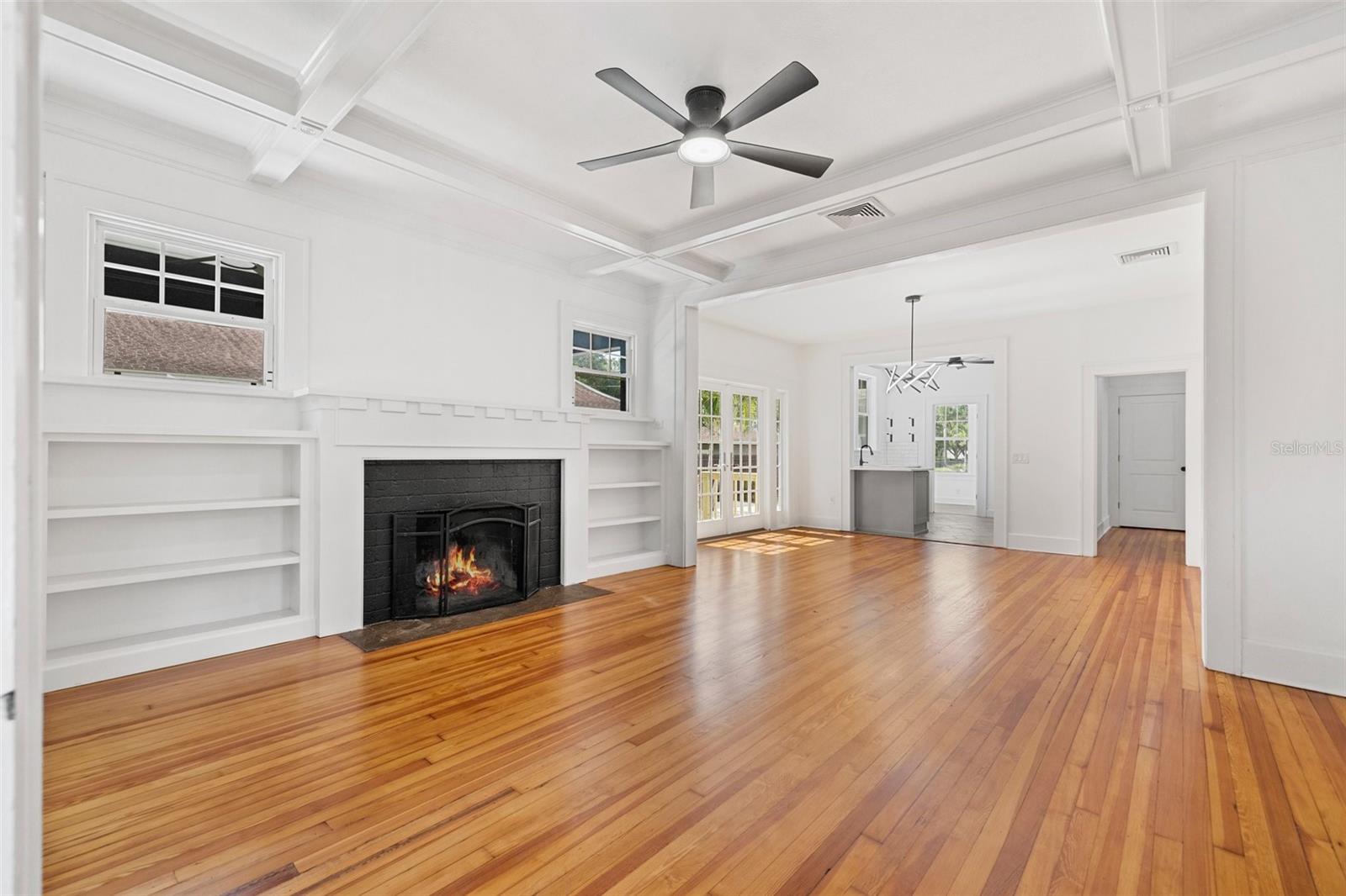 2830 2ND AVE N, ST PETERSBURG, FL, 33713