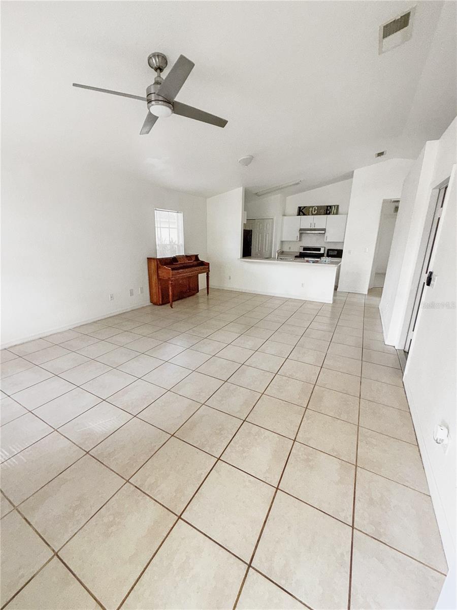 712 VIRGINIA AVE, AUBURNDALE, FL, 33823