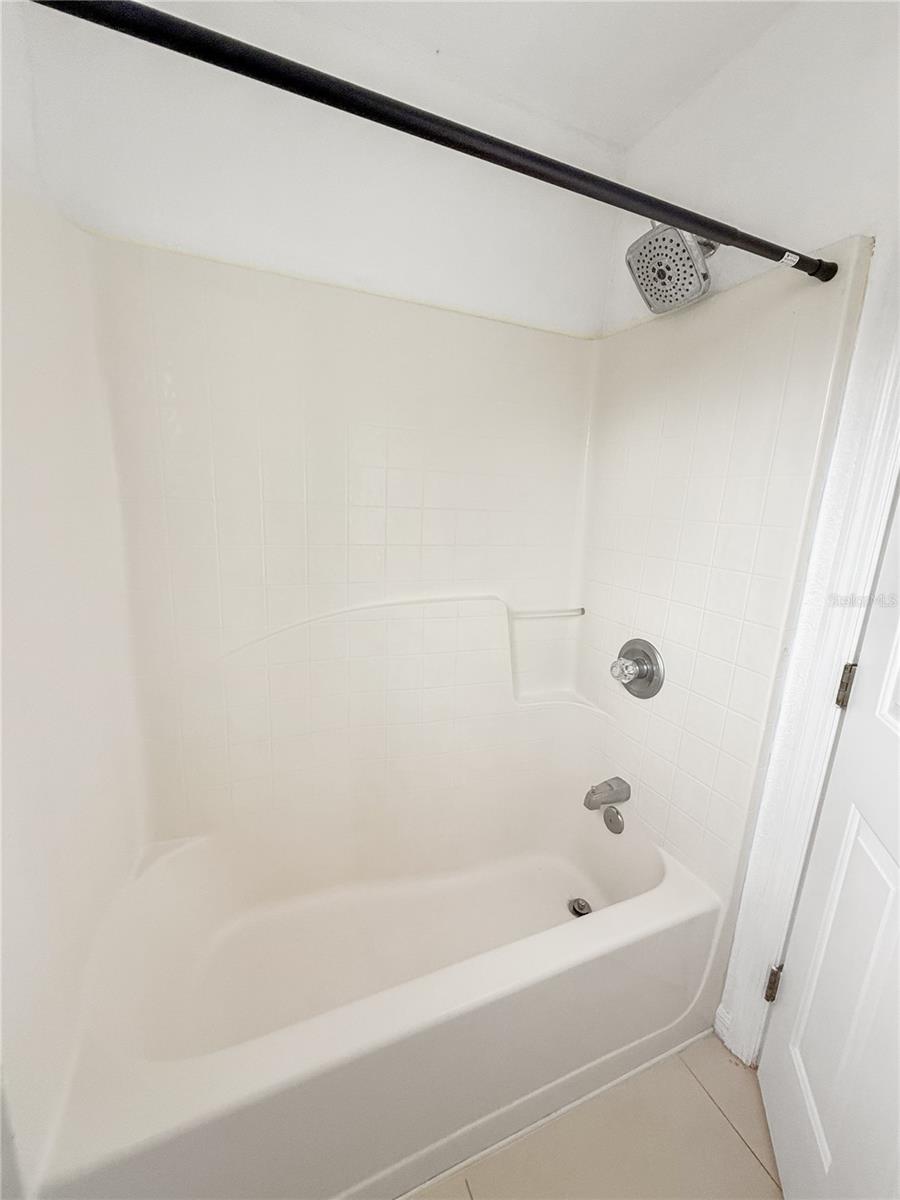 712 VIRGINIA AVE, AUBURNDALE, FL, 33823