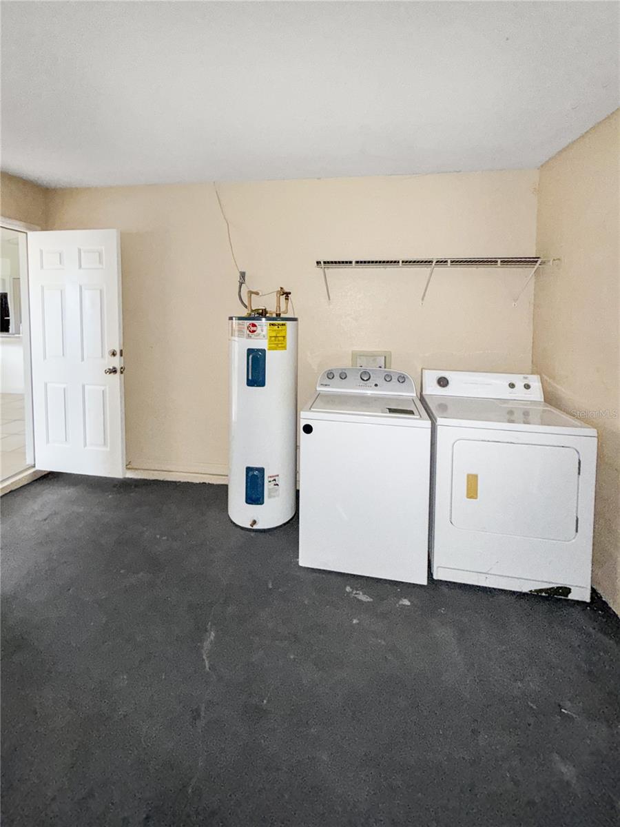 712 VIRGINIA AVE, AUBURNDALE, FL, 33823