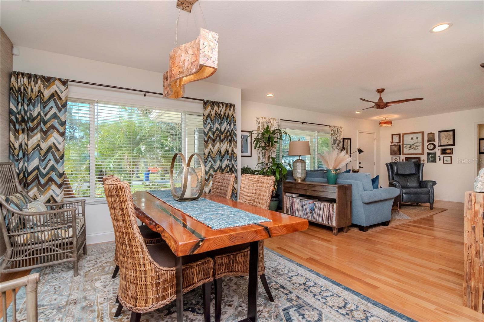 220 GARDEN CIR S, DUNEDIN, FL, 34698