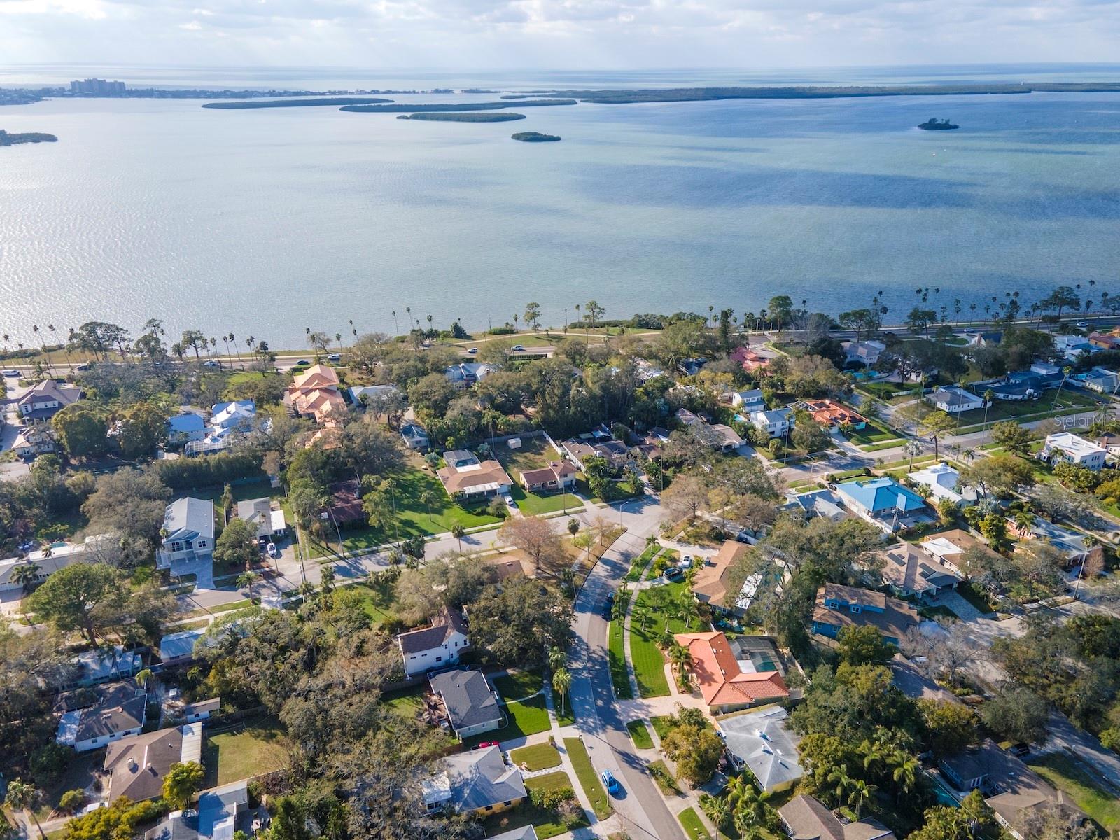 220 GARDEN CIR S, DUNEDIN, FL, 34698