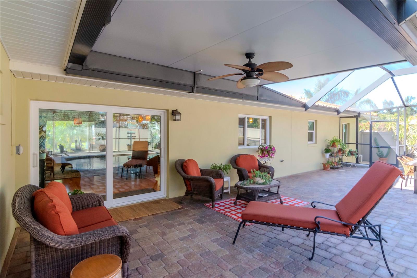220 GARDEN CIR S, DUNEDIN, FL, 34698