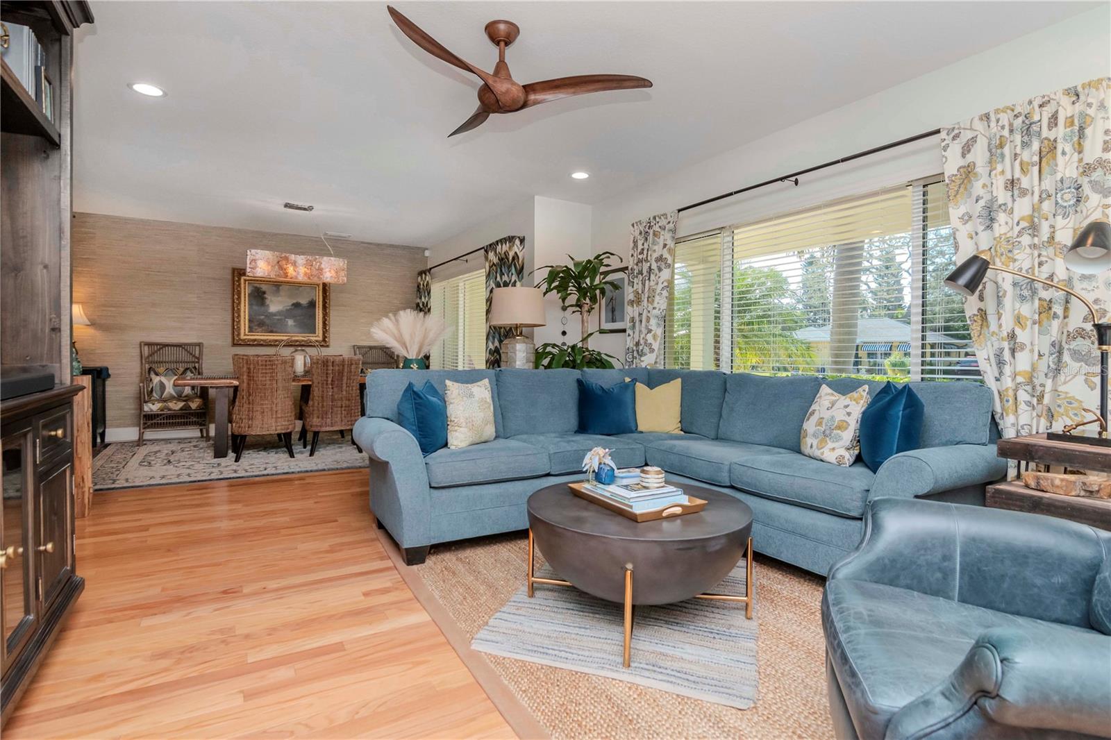 220 GARDEN CIR S, DUNEDIN, FL, 34698