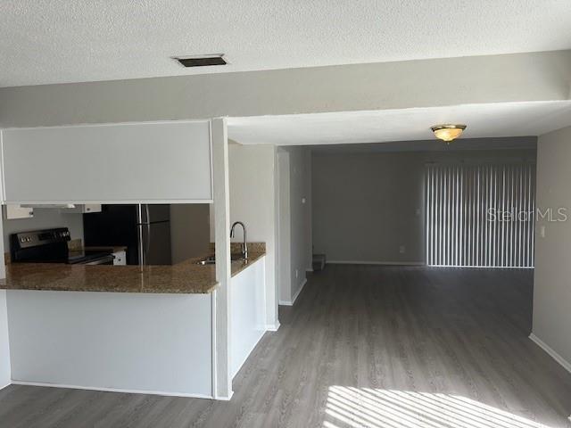 N6137352 Property Photo