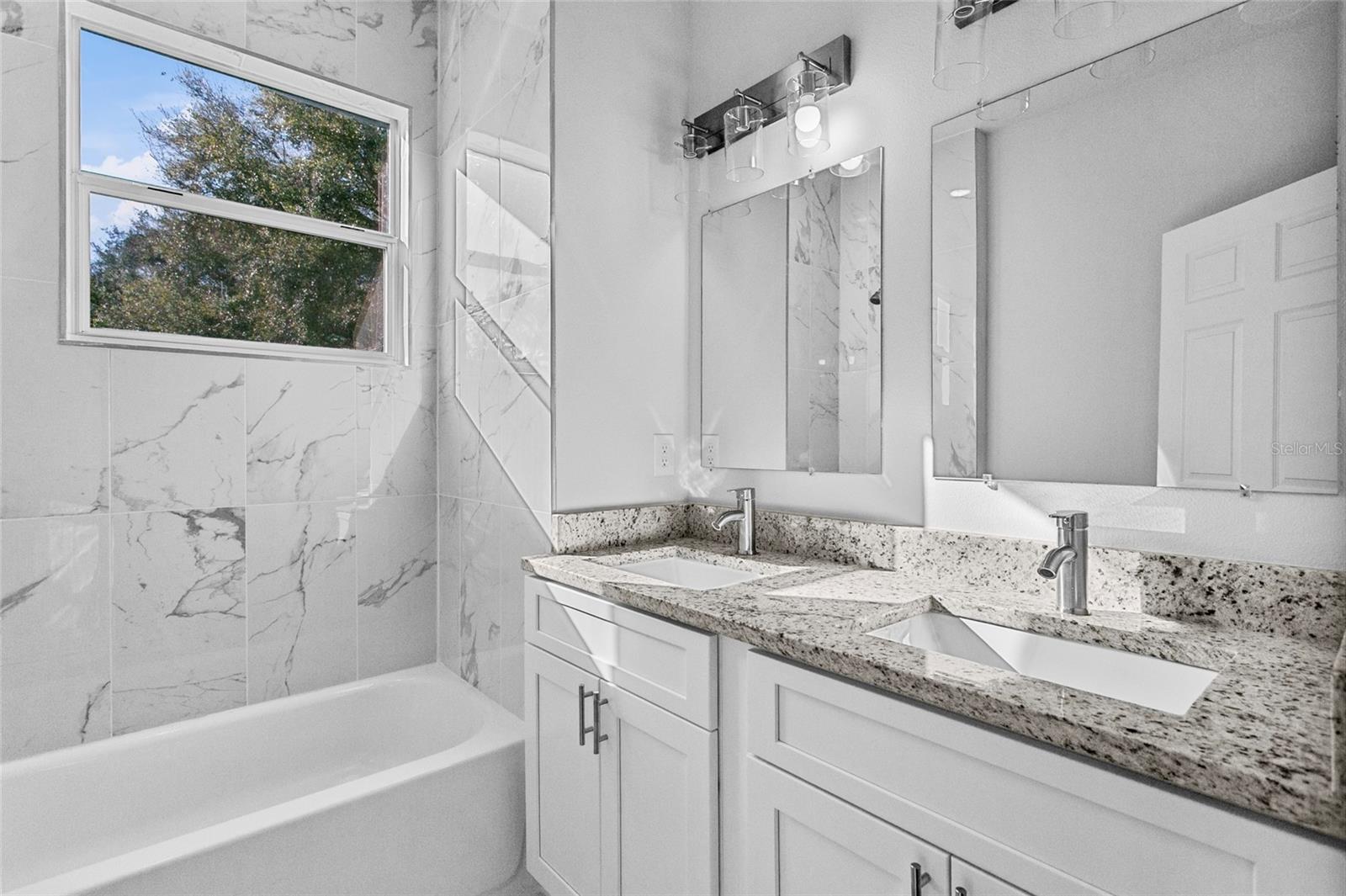 114 W REDDING ST, DAVENPORT, FL, 33837