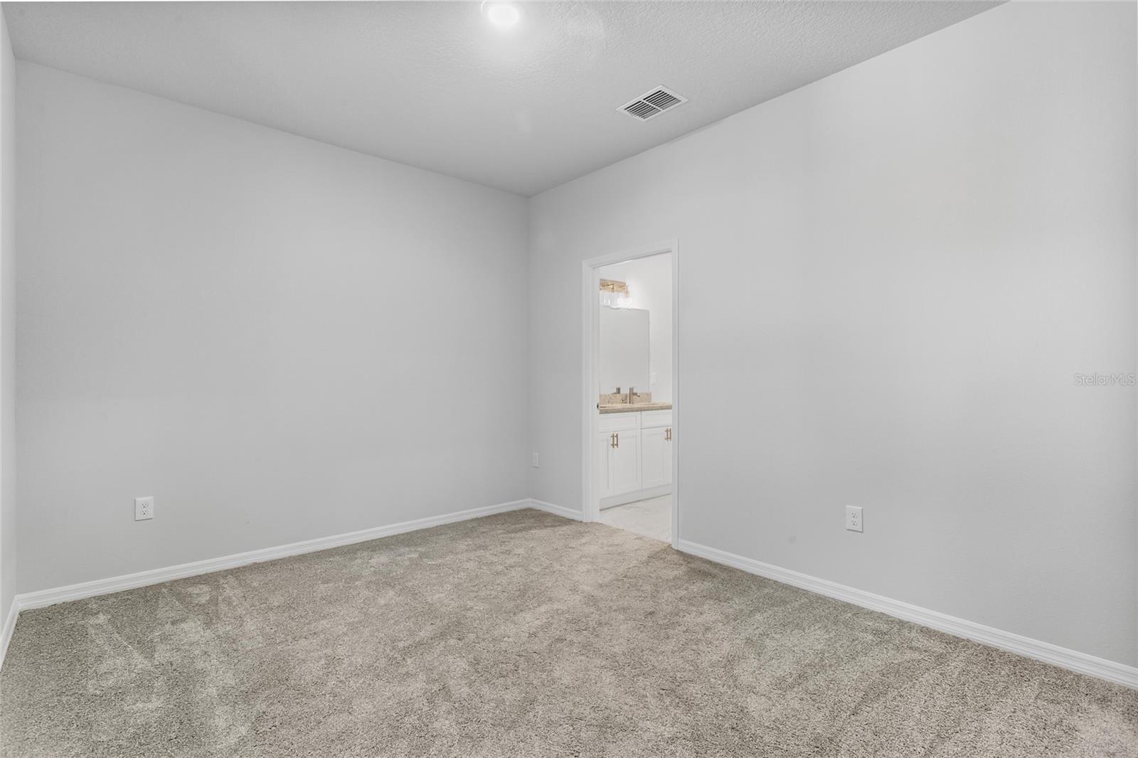 114 W REDDING ST, DAVENPORT, FL, 33837