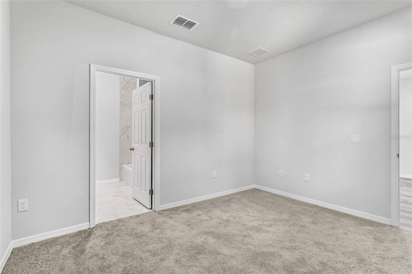 114 W REDDING ST, DAVENPORT, FL, 33837