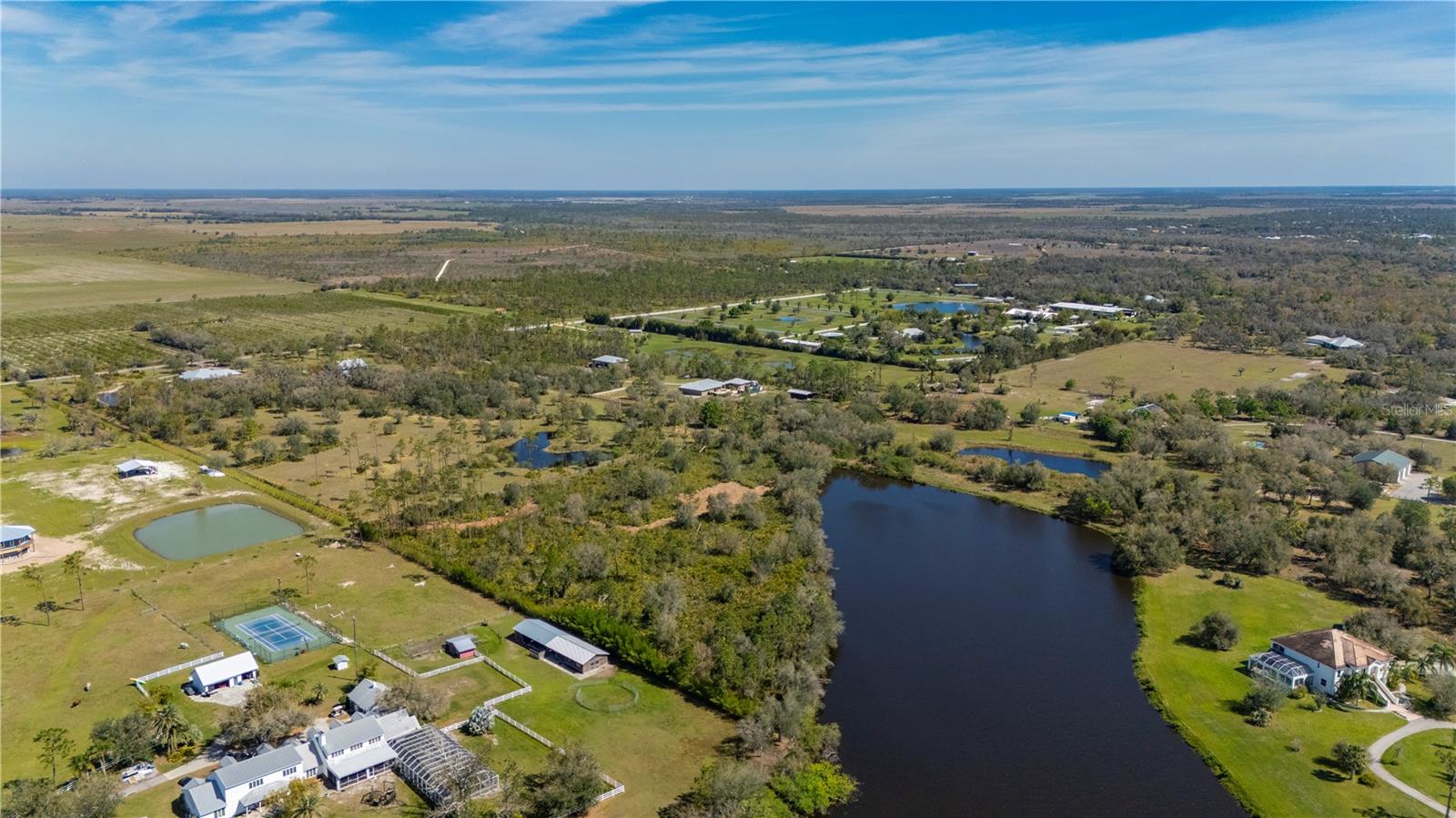 33280 WASHINGTON LOOP RD, PUNTA GORDA, FL, 33982
