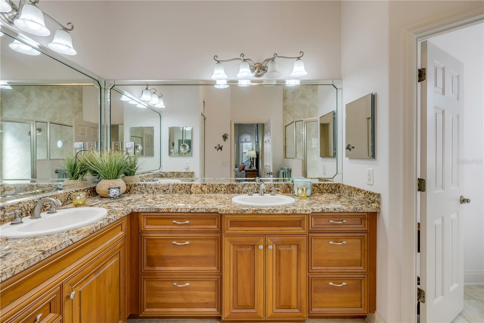 39 EMERALD LAKE CT, PALM COAST, FL, 32137