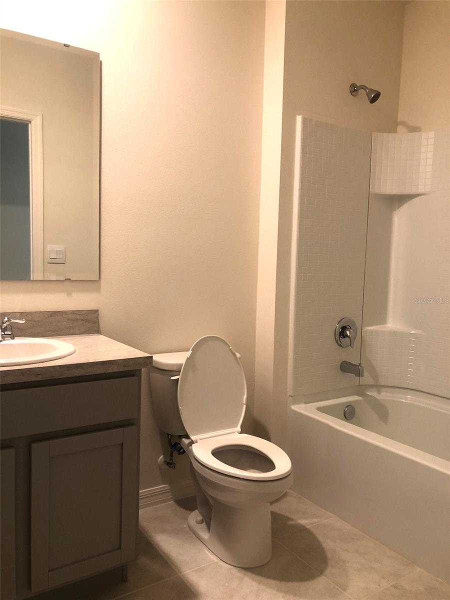 1221 AUGUST SKY DR, DELTONA, FL, 32738