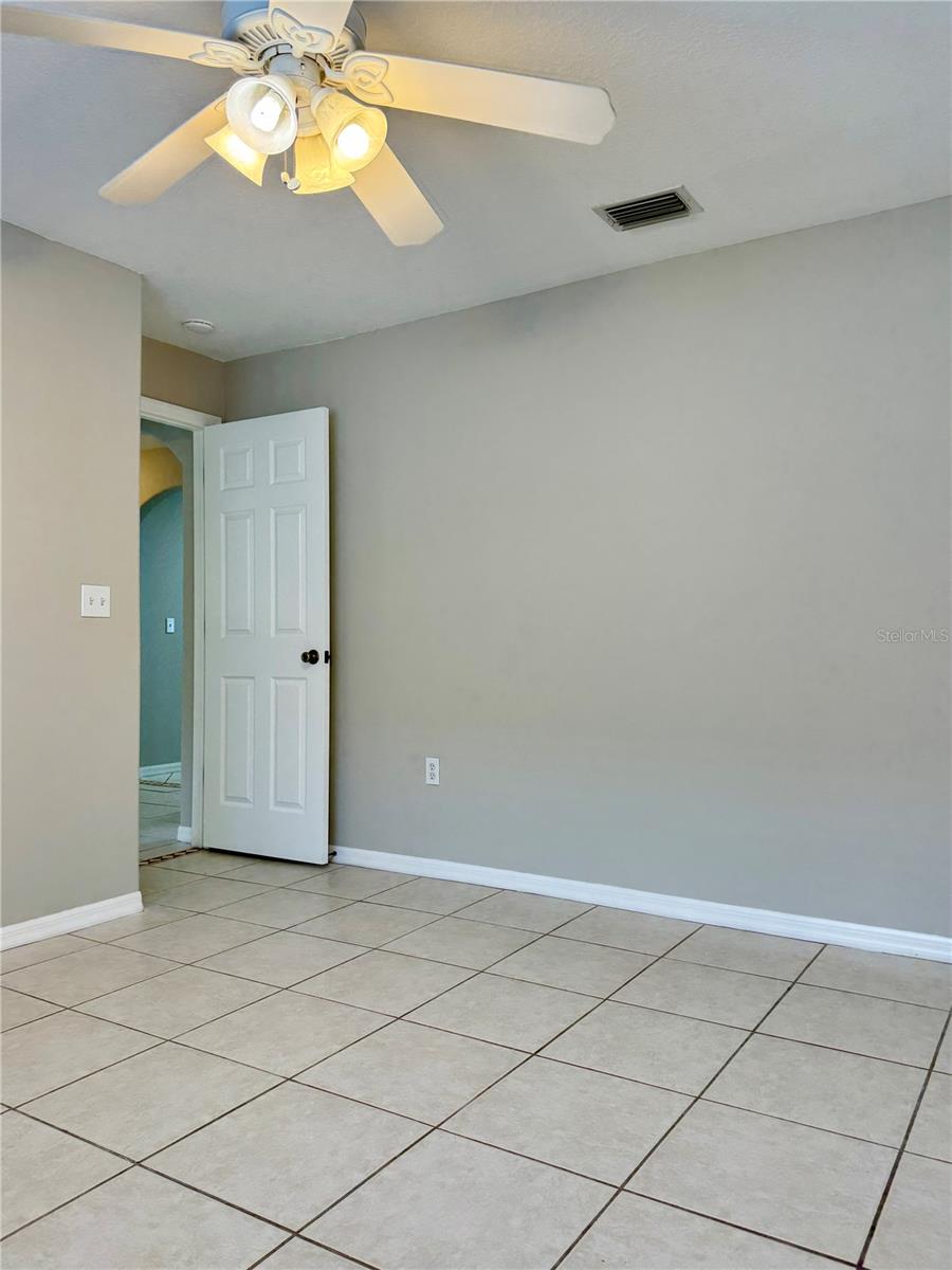 10431 ISLEWORTH AVE, TAMPA, FL, 33647